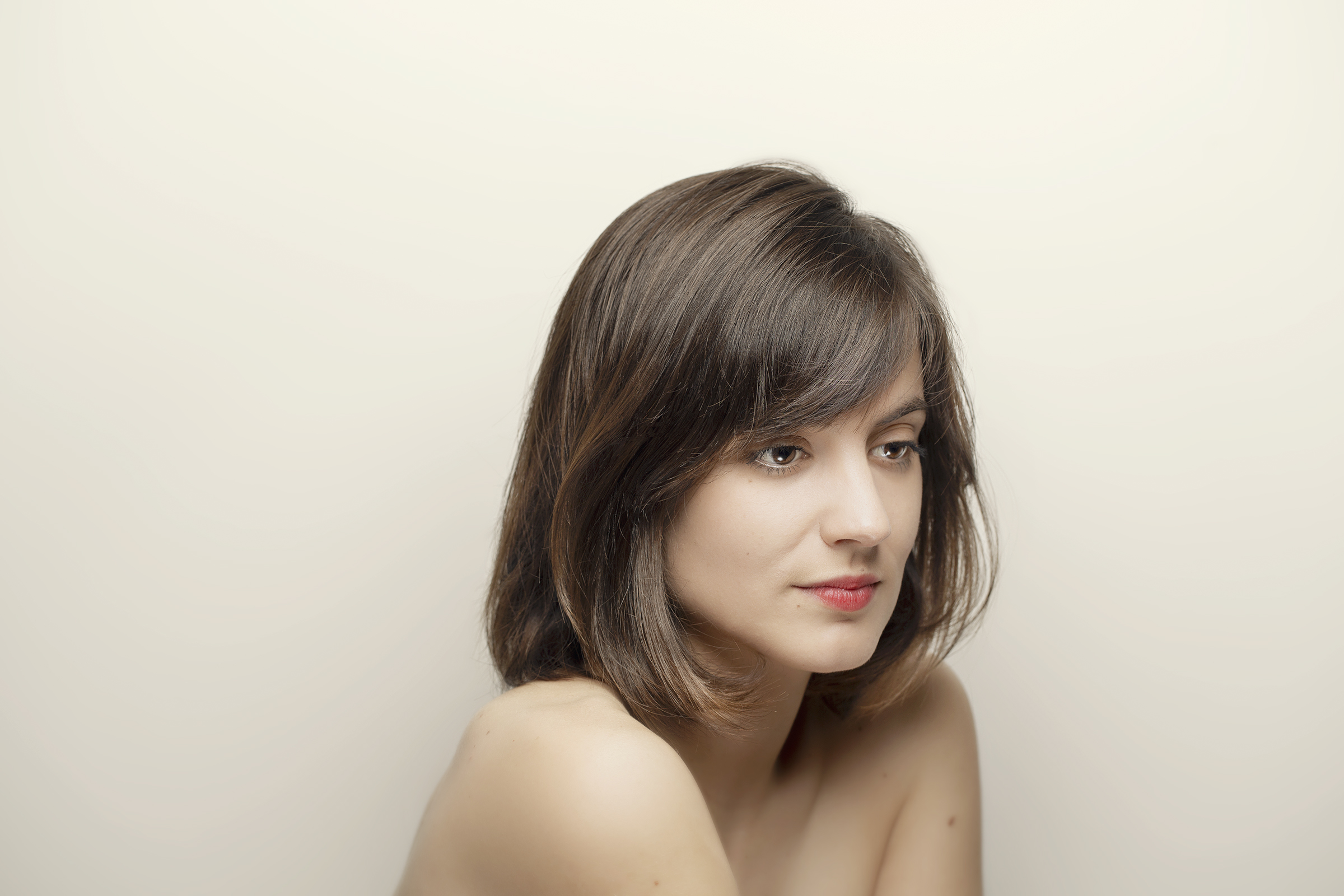 Photo de garage automobile avec 2 voitures anciennes